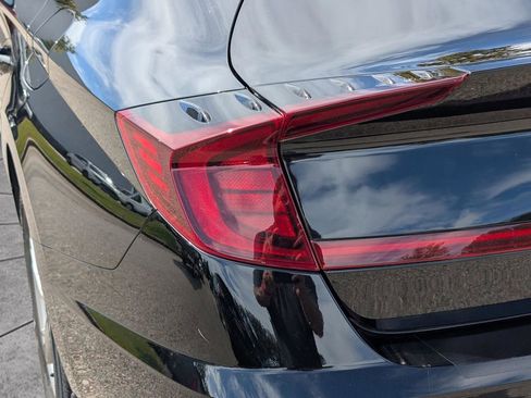 Used 2023 Hyundai Sonata SE FWD image 13