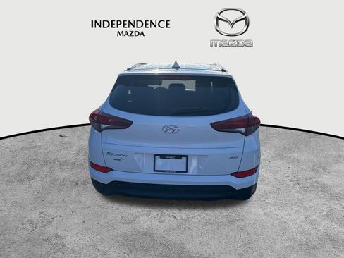 Used 2018 Hyundai Tucson SEL image 4
