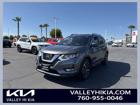 Used 2019 Nissan Rogue SL w/ Premium Package FWD image 1
