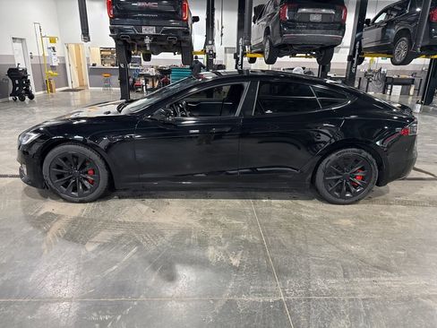 Used 2018 Tesla Model S 75D image 19
