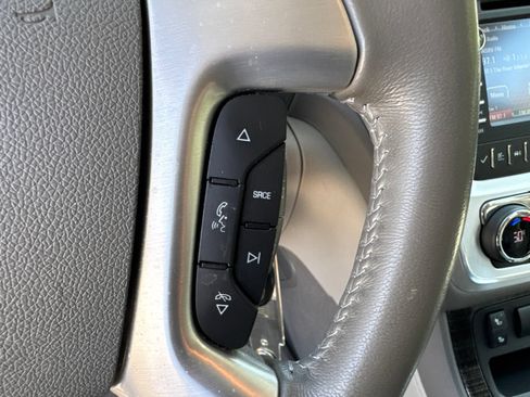 Used 2014 GMC Acadia SLT FWD image 16