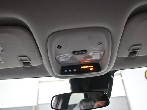 Used 2023 Chevrolet TrailBlazer LT image 14