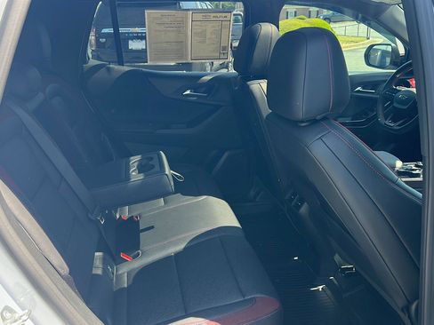 Used 2026 Chevrolet Equinox RS w/ Safety and Technology Package image 12