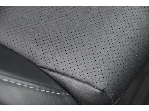 Used 2025 Subaru Outback Limited image 34