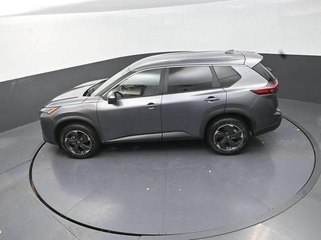 Used 2024 Nissan Rogue SV FWD image 26