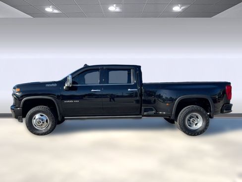 Used 2023 Chevrolet Silverado 3500 High Country image 2