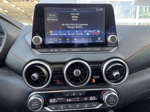 Certified 2022 Nissan Sentra SR w/ SR Premium Package image 16