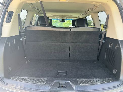 Used 2014 INFINITI QX80 4WD w/ Theater Package image 38