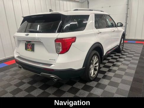 Used 2022 Ford Explorer Limited AWD/4WD image 3