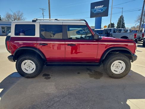 Used 2025 Ford Bronco Heritage Edition image 4