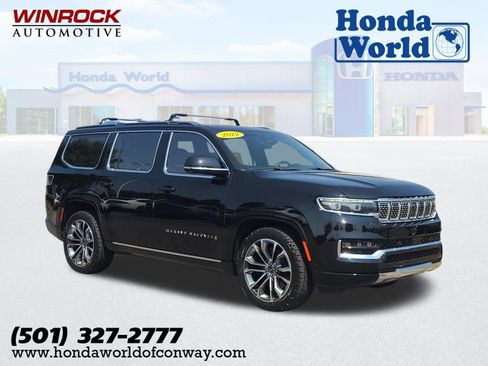Used 2022 Jeep Grand Wagoneer Series III AWD/4WD image 1