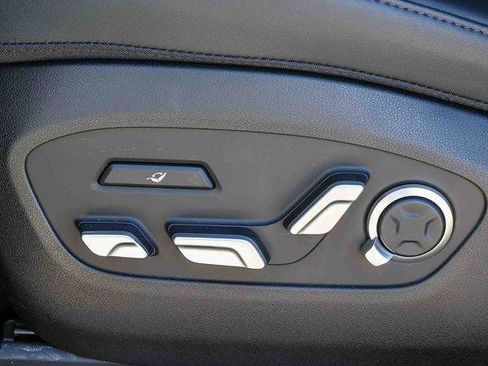 New 2026 Hyundai Ioniq 9 Calligraphy image 23