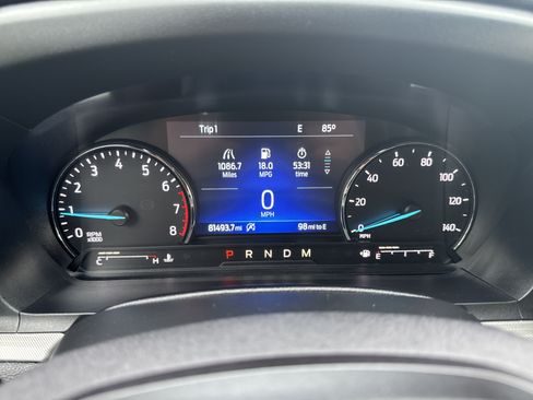 Used 2020 Ford Explorer XLT w/ Equipment Group 202A AWD/4WD image 34