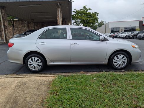 Used 2009 Toyota Corolla FWD image 8