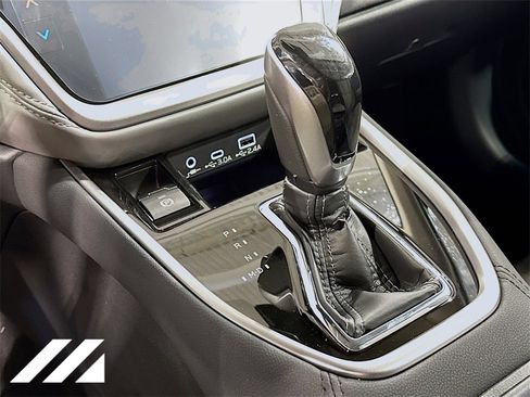 Certified 2025 Subaru Outback Premium image 18