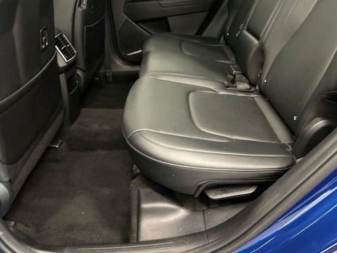 Used 2025 Kia Sportage EX w/ Premium Package image 30