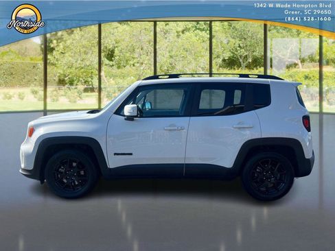 Used 2020 Jeep Renegade Altitude FWD image 21