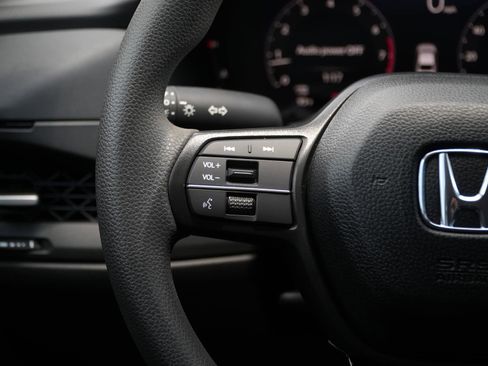 Used 2026 Honda Accord SE image 23