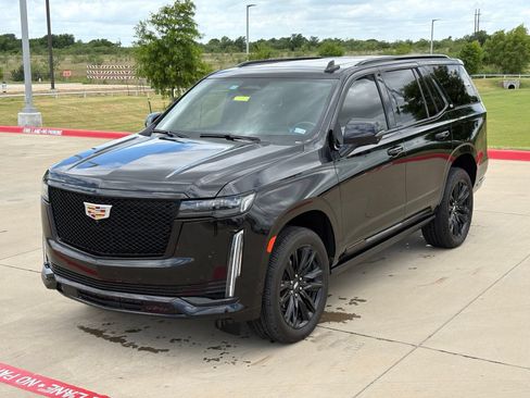 Used 2024 Cadillac Escalade Sport w/ Touring Package AWD/4WD image 11