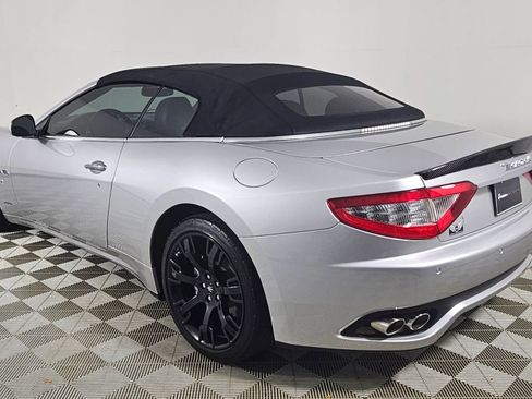 Used 2012 Maserati GranTurismo Convertible 2D image 9