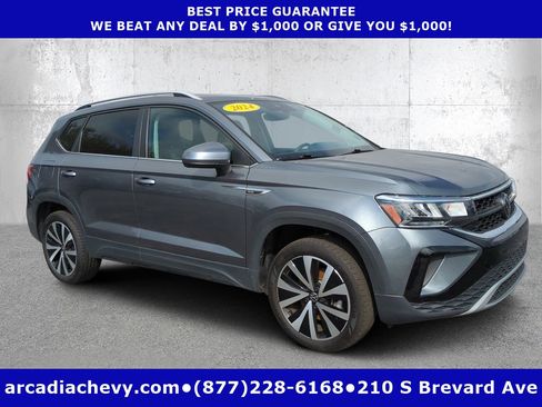 Used 2024 Volkswagen Taos SE image 1