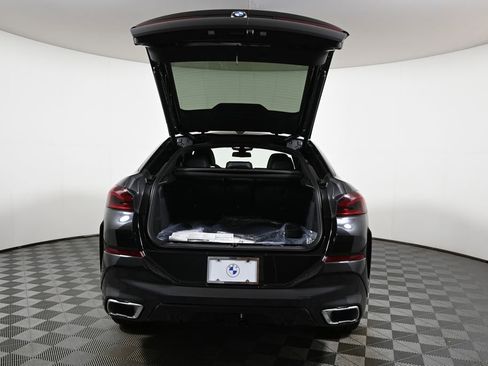 New 2026 BMW X6 xDrive40i w/ Climate Comfort Package image 37