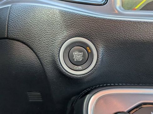 Used 2022 Dodge Challenger R/T Scat Pack w/ Dynamics Package image 23