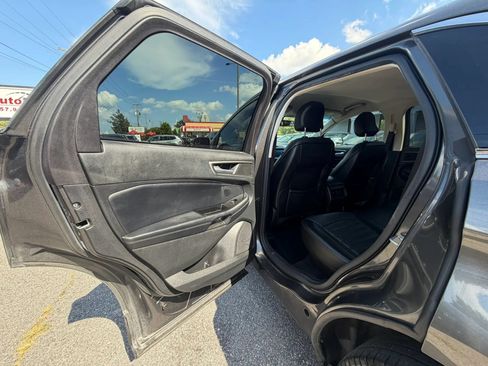 Used 2015 Ford Edge SEL w/ Equipment Group 201A FWD image 13
