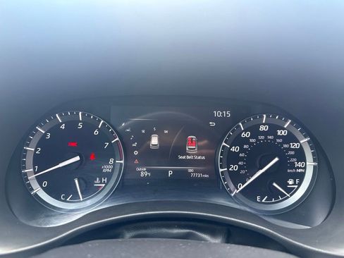 Used 2020 Toyota Highlander Limited FWD image 3
