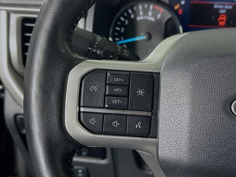 Used 2024 Ford Expedition XLT image 16