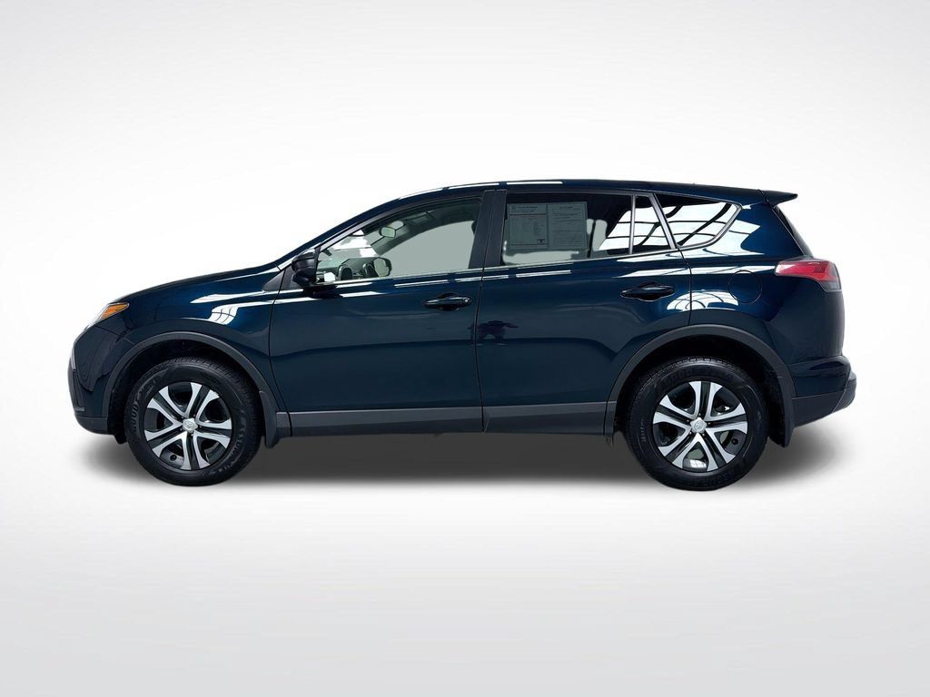 Used 2018 Toyota RAV4 LE w/ All Weather Liner Package AWD/4WD image 11