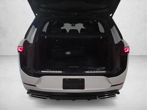 New 2026 Land Rover Range Rover Sport Dynamic SE AWD/4WD image 13