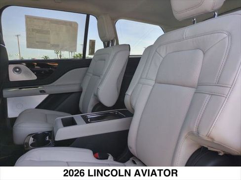 New 2026 Lincoln Aviator Reserve w/ Luxury Package AWD/4WD image 12