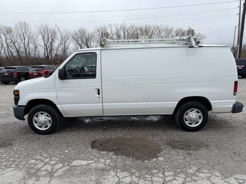 Used 2012 Ford E-150 and Econoline 150 w/ Commercial Cargo Van Pkg image 6