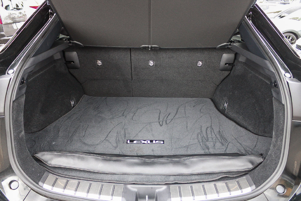 Used 2024 Lexus RZ 300e Premium FWD image 26