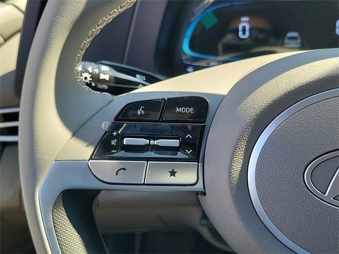 New 2025 Hyundai Elantra Sport image 4