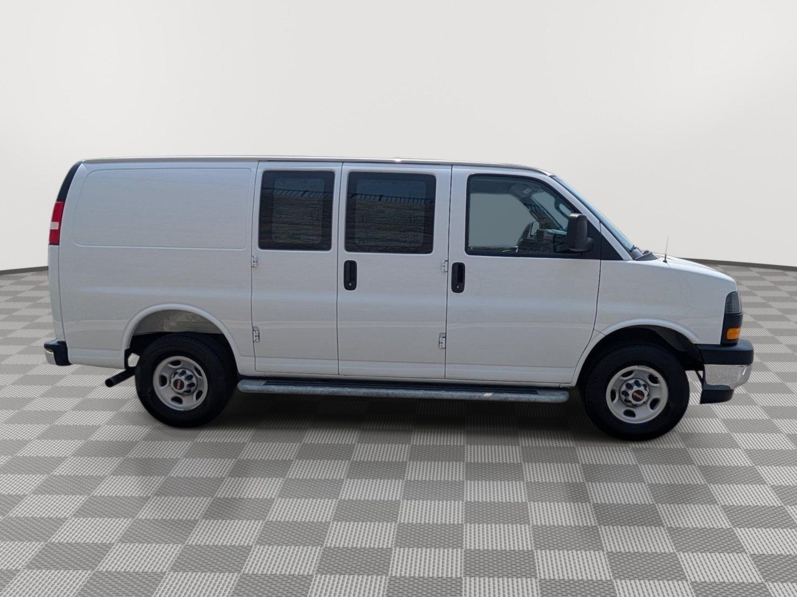 Used 2025 GMC Savana 2500 w/ Driver Convenience Package RWD image 6