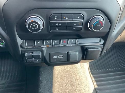 Used 2023 Chevrolet Silverado 1500 Custom AWD/4WD image 15
