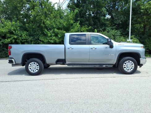 Used 2024 Chevrolet Silverado 3500 LT w/ Convenience Package AWD/4WD image 26