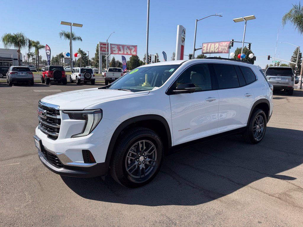 Used 2026 GMC Acadia Elevation FWD image 3
