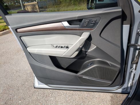 Certified 2023 Audi Q5 2.0T Premium Plus w/ Premium Plus Package image 17