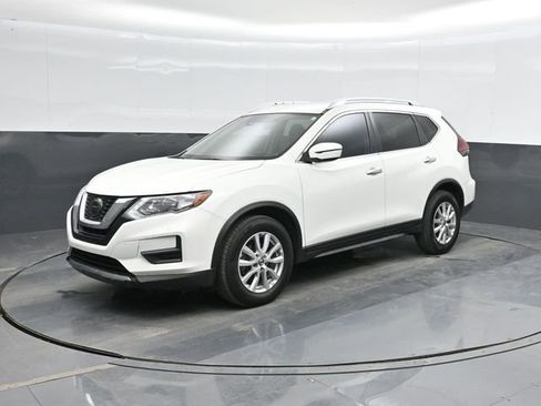 Used 2020 Nissan Rogue SV image 8