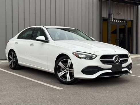 Used 2022 Mercedes-Benz C 300 Sedan image 4