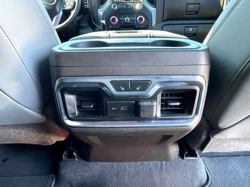 Used 2020 GMC Sierra 1500 SLT w/ SLT Premium Package image 19