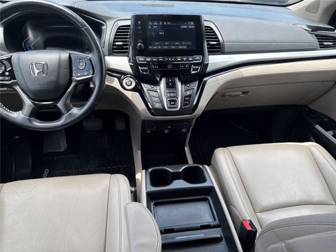 Used 2024 Honda Odyssey Touring image 16