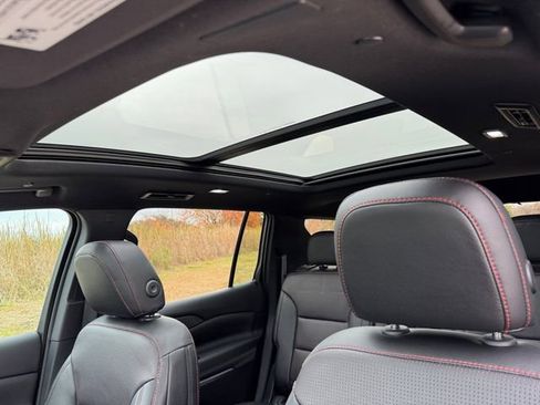 Certified 2024 Chevrolet Traverse Z71 w/ LPO, Floor Liner Package image 27