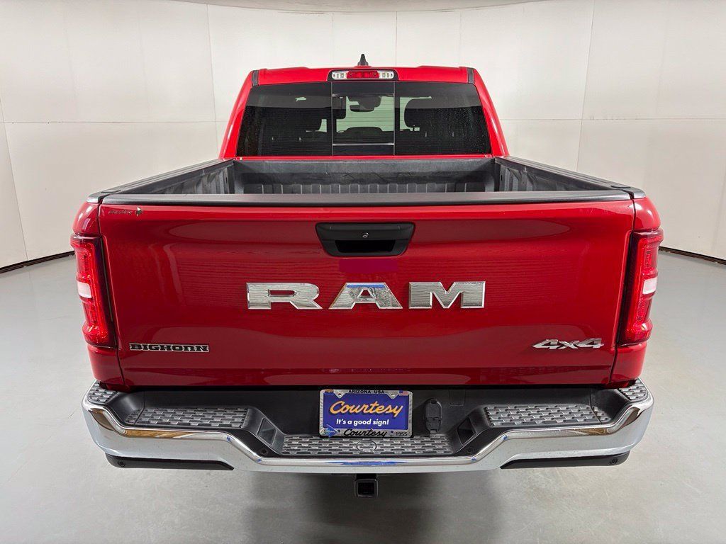 Used 2025 RAM 1500 Big Horn AWD/4WD image 7