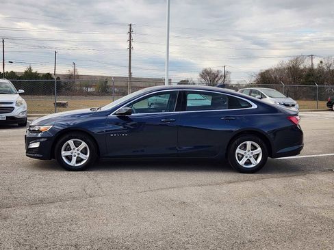 Used 2022 Chevrolet Malibu LT image 4