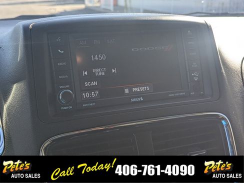 Used 2018 Dodge Grand Caravan SE w/ UConnect Hands-Free Group image 20