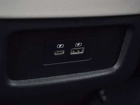 Certified 2024 Nissan Pathfinder SL image 27